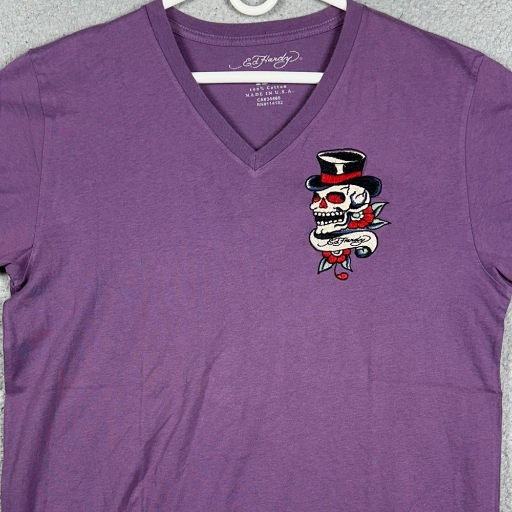 Ed Hardy T-Shirt Mens XL Purple V-Neck Skull Top Hat Graphic Tee Made in USA